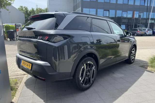 Peugeot 5008 (2026) thumbnail 5