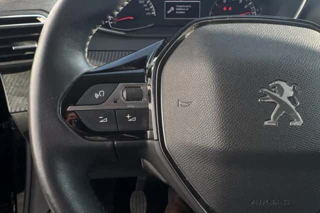 Peugeot 208 (2021) thumbnail 14