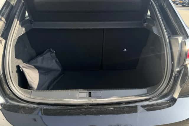 Peugeot 208 (2021) thumbnail 27