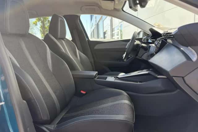 Peugeot 408 (2025) thumbnail 10