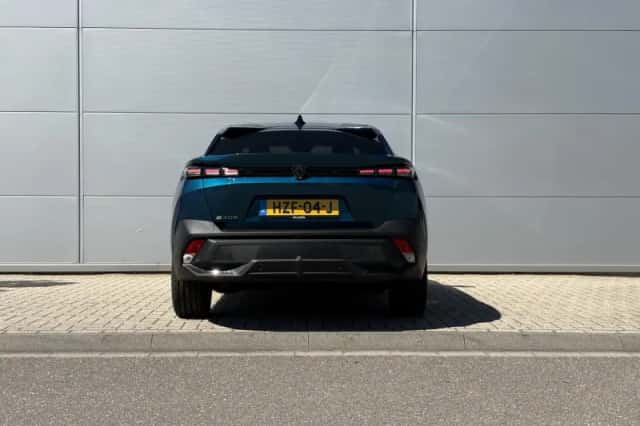 Peugeot 408 (2025) thumbnail 5