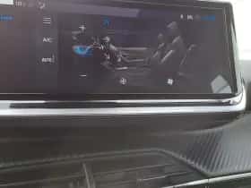 Peugeot 2008 (2024) thumbnail 13