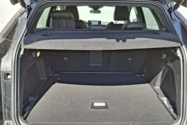 Peugeot 3008 (2023) thumbnail 21