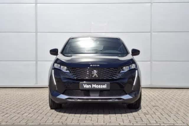 Peugeot 3008 (2023) thumbnail 9