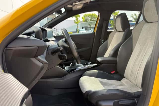 Peugeot 208 (2021) thumbnail 22