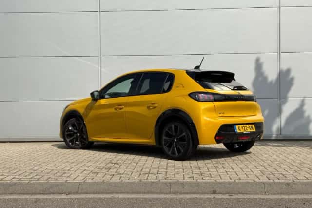 Peugeot 208 (2021) thumbnail 4