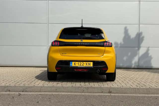 Peugeot 208 (2021) thumbnail 5