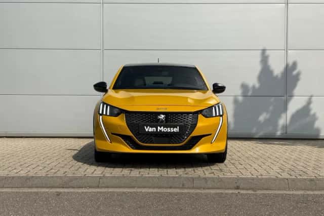 Peugeot 208 (2021) thumbnail 9