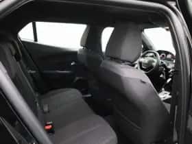 Peugeot 2008 (2023) thumbnail 35