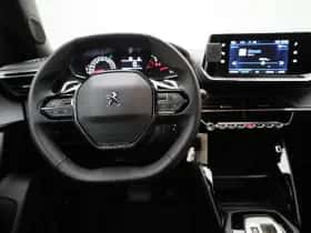 Peugeot 2008 (2023) thumbnail 8