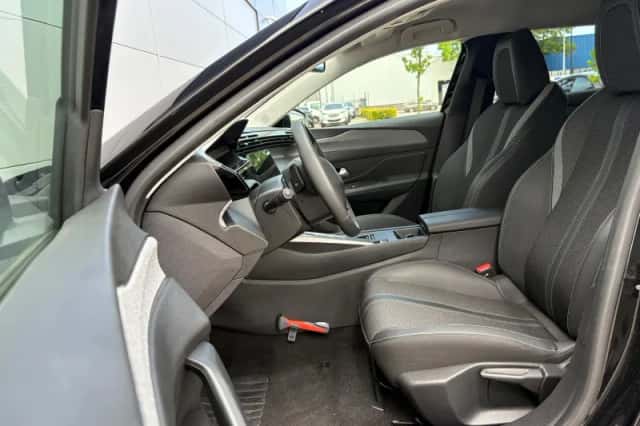 Peugeot 408 (2025) thumbnail 11