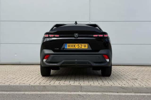 Peugeot 408 (2025) thumbnail 5