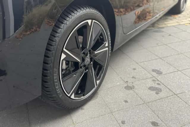 Peugeot e-308 (2024) thumbnail 12
