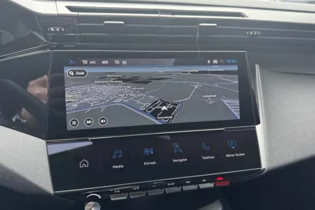 Peugeot e-308 (2024) thumbnail 18