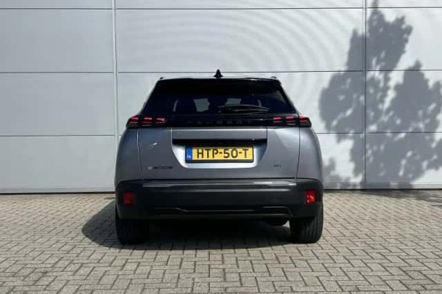 Peugeot e-2008 (2025) thumbnail 5
