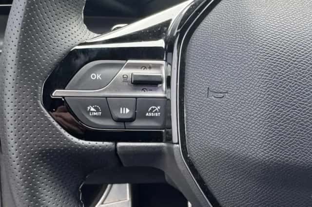 Peugeot 308 (2024) thumbnail 15