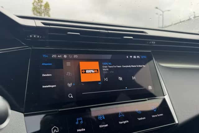 Peugeot 308 (2024) thumbnail 20