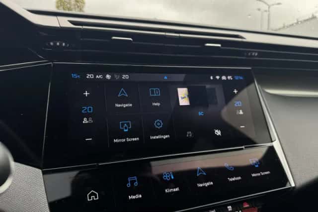 Peugeot 308 (2024) thumbnail 21