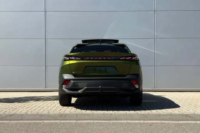 Peugeot 408 (2026) thumbnail 5