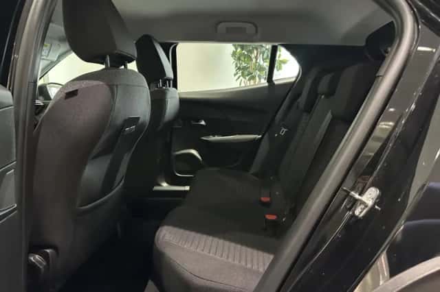Peugeot 2008 (2022) thumbnail 15