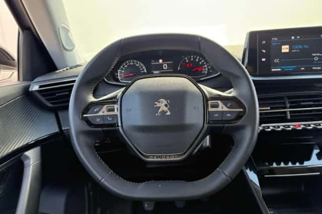 Peugeot 2008 (2022) thumbnail 11