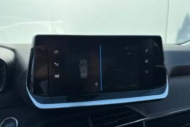 Peugeot 2008 (2022) thumbnail 16