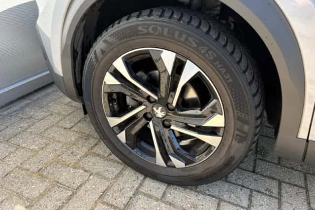 Peugeot 2008 (2022) thumbnail 19