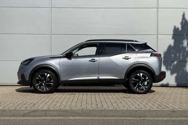 Peugeot 2008 (2022) thumbnail 3