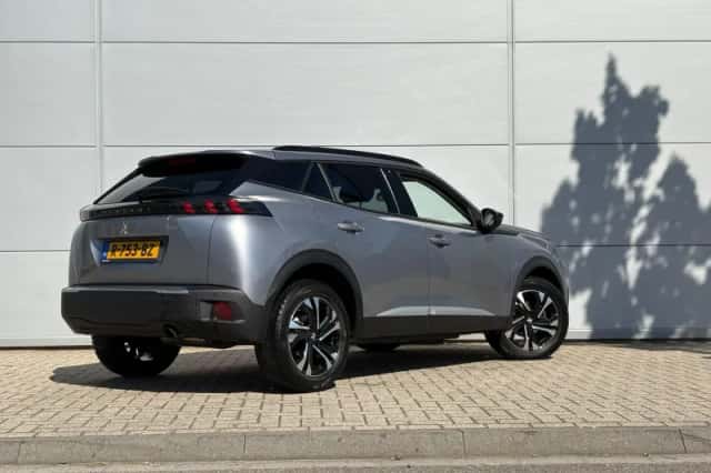 Peugeot 2008 (2022) thumbnail 6