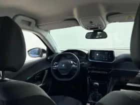 Peugeot 2008 (2022) thumbnail 10