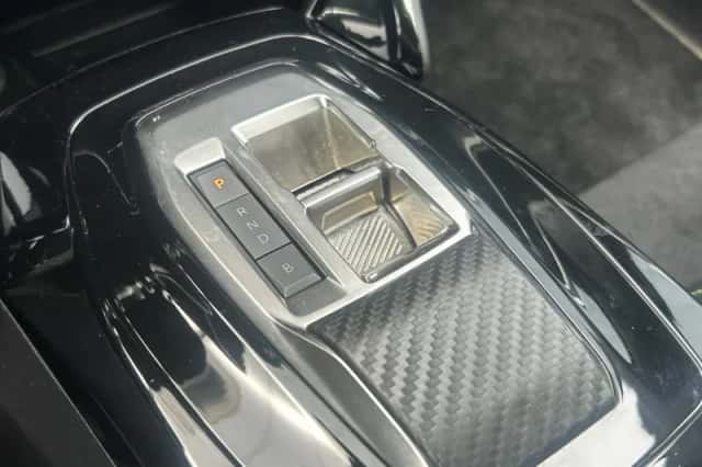 Peugeot e-2008 (2025) thumbnail 17