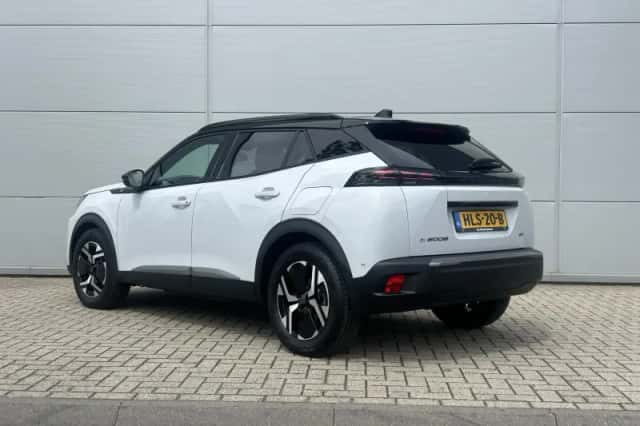 Peugeot e-2008 (2025) thumbnail 4