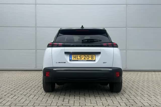 Peugeot e-2008 (2025) thumbnail 5