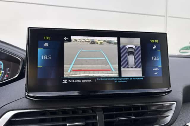 Peugeot 3008 (2021) thumbnail 15