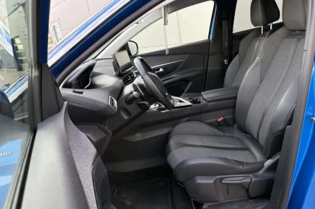 Peugeot 3008 (2021) thumbnail 21