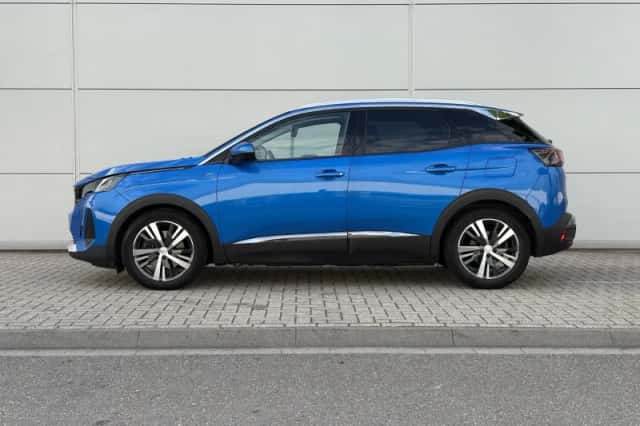 Peugeot 3008 (2021) thumbnail 3