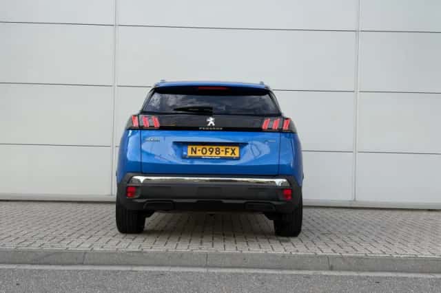Peugeot 3008 (2021) thumbnail 5