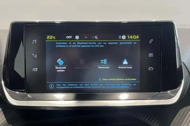 Peugeot e-208 (2023) thumbnail 17
