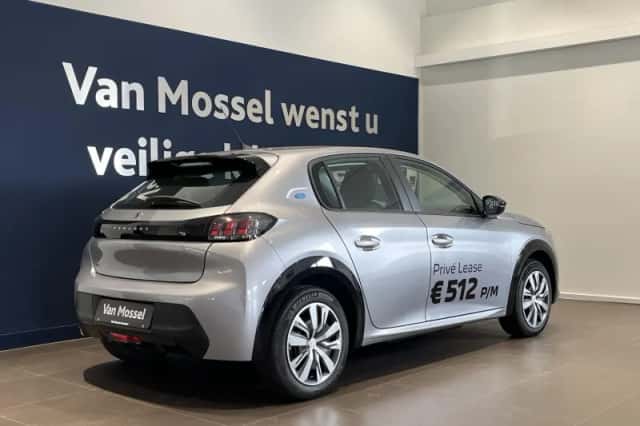 Peugeot e-208 (2023) thumbnail 3