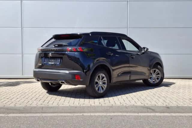 Peugeot 2008 (2023) thumbnail 6
