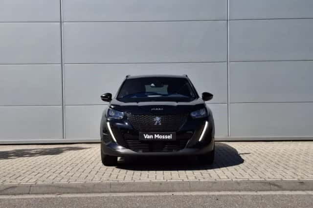 Peugeot 2008 (2023) thumbnail 9