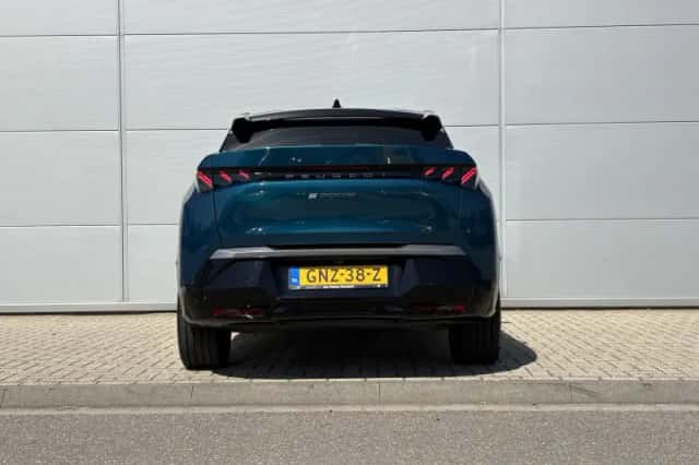 Peugeot e-3008 (2024) thumbnail 6