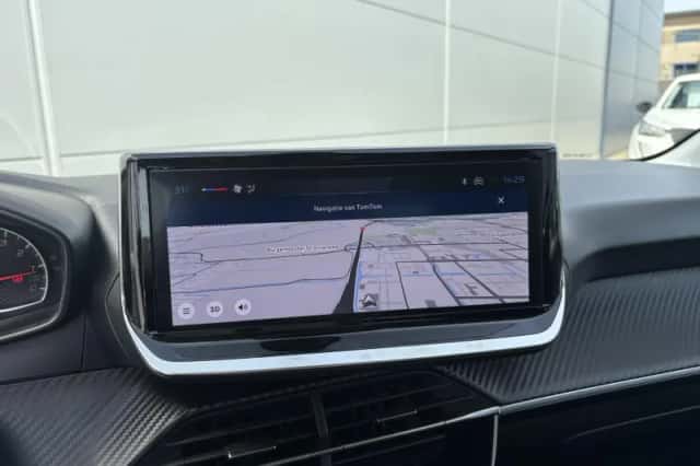 Peugeot 208 (2025) thumbnail 11