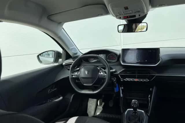 Peugeot 208 (2025) thumbnail 18