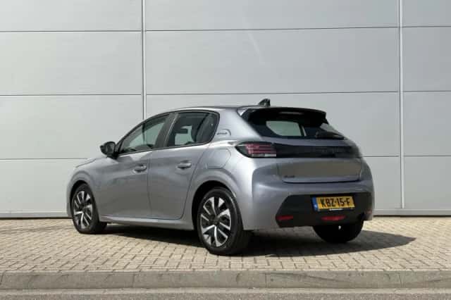 Peugeot 208 (2025) thumbnail 4