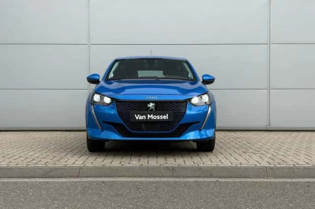 Peugeot e-208 (2021) thumbnail 8