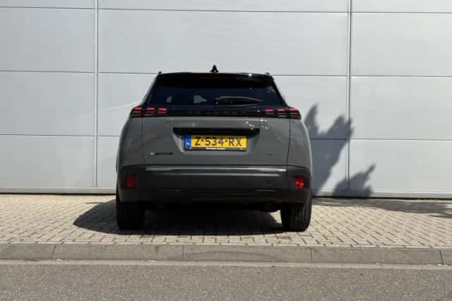 Peugeot e-2008 (2024) thumbnail 5