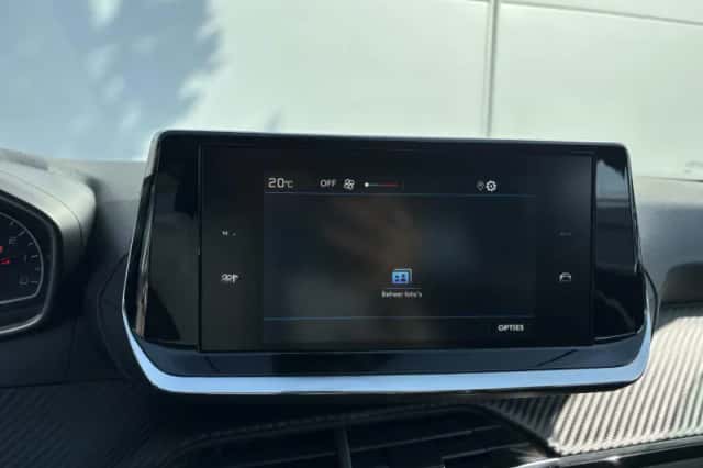 Peugeot 2008 (2022) thumbnail 19