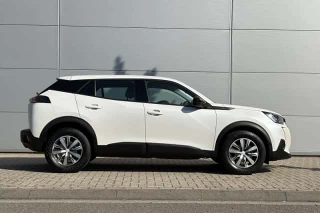 Peugeot 2008 (2022) thumbnail 7