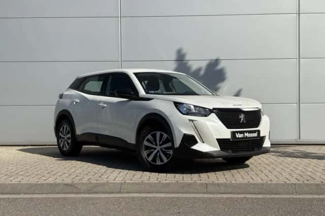 Peugeot 2008 (2022) thumbnail 8